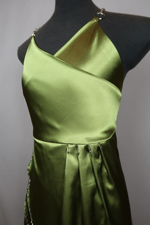 green dress 